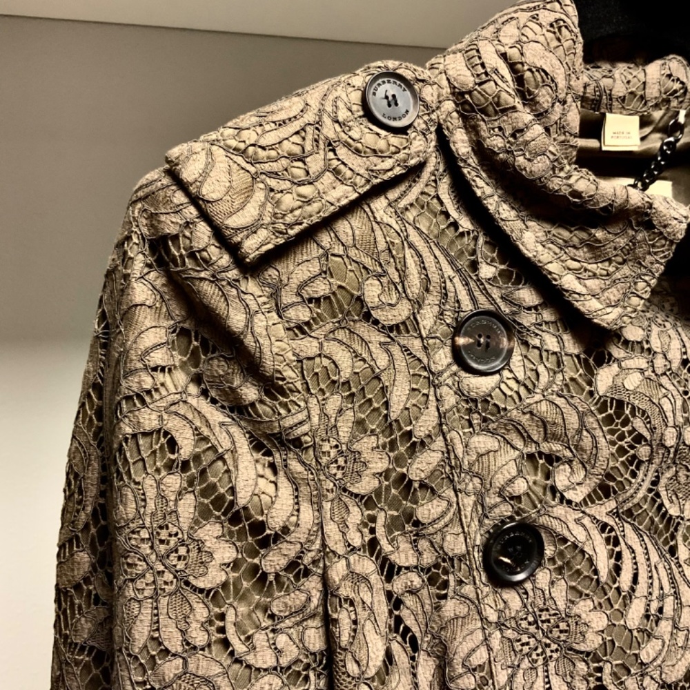 Burberry Prorsum HTF Auth RARE Lace Trench w/Belt